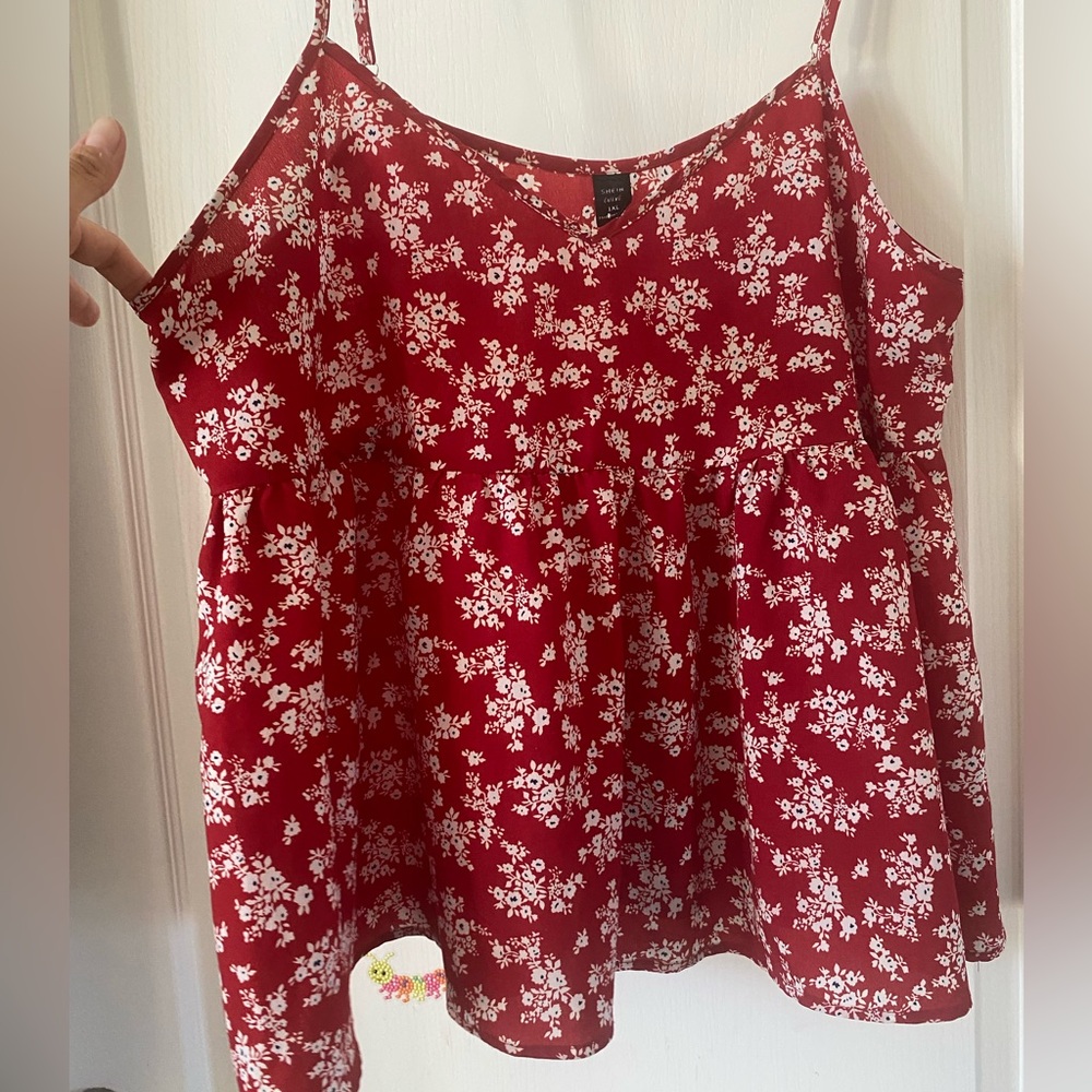 SHEIN Red and White Camisole with Spaghetti Straps - Picture 3 of 3